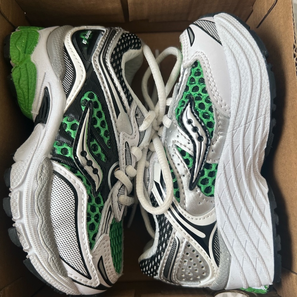 Saucony Kids' Sneakers in Green and White